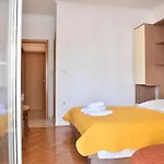 Stone Apartament *