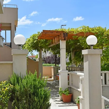 Apartment Stone *