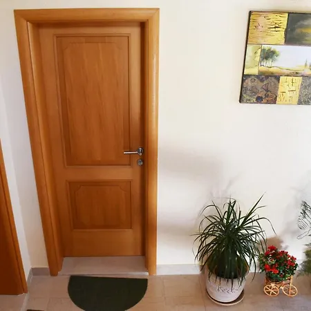 Stone Tučepi