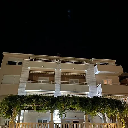 Stone Apartman